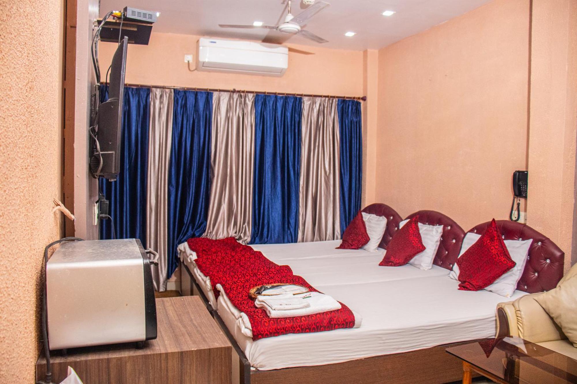 Babul Hotel Kalkutta Exterior foto