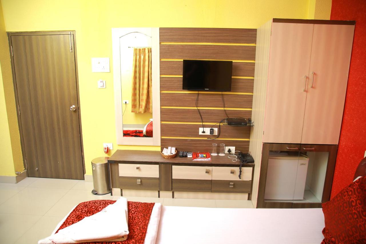 Babul Hotel Kalkutta Exterior foto