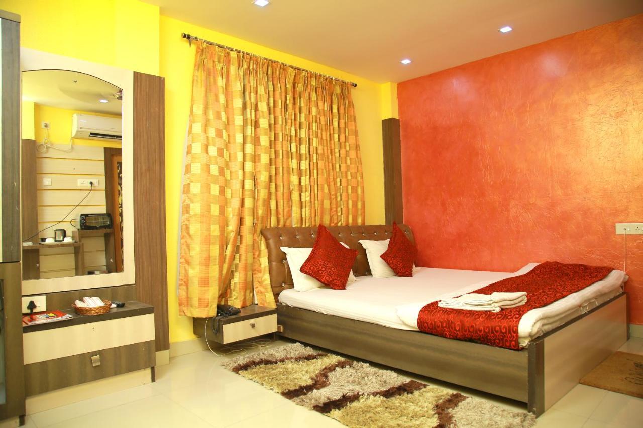 Babul Hotel Kalkutta Exterior foto